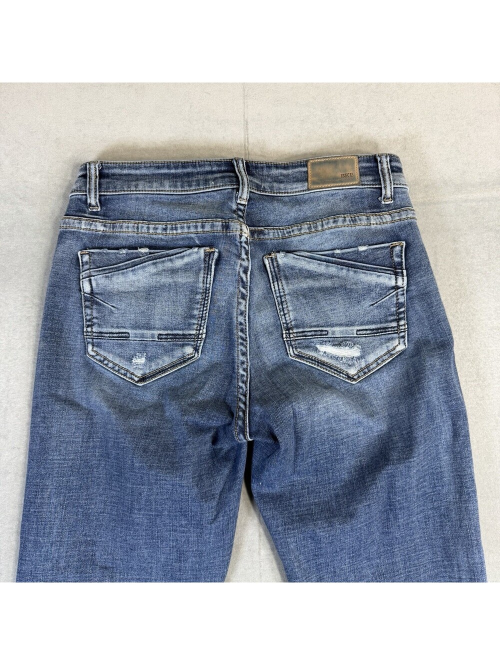 BKE Payton Universal Fit Bootcut Jeans Womens 27x31.5 Blue Medium Wash Mid Rise - Picture 4 of 8